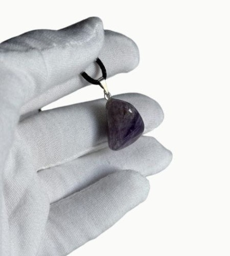 amethyst_1764619493995.jpg